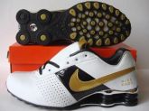 NIKE SHOX